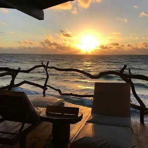 两根黑人粗大噗嗤噗嗤小说
